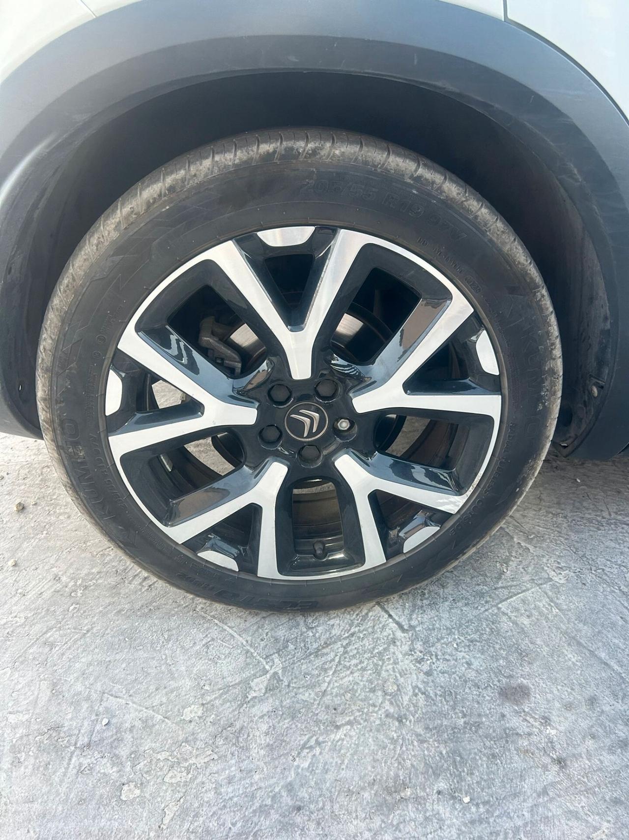 Citroen C5 Aircross BlueHDi 130 S&S Shine Pack