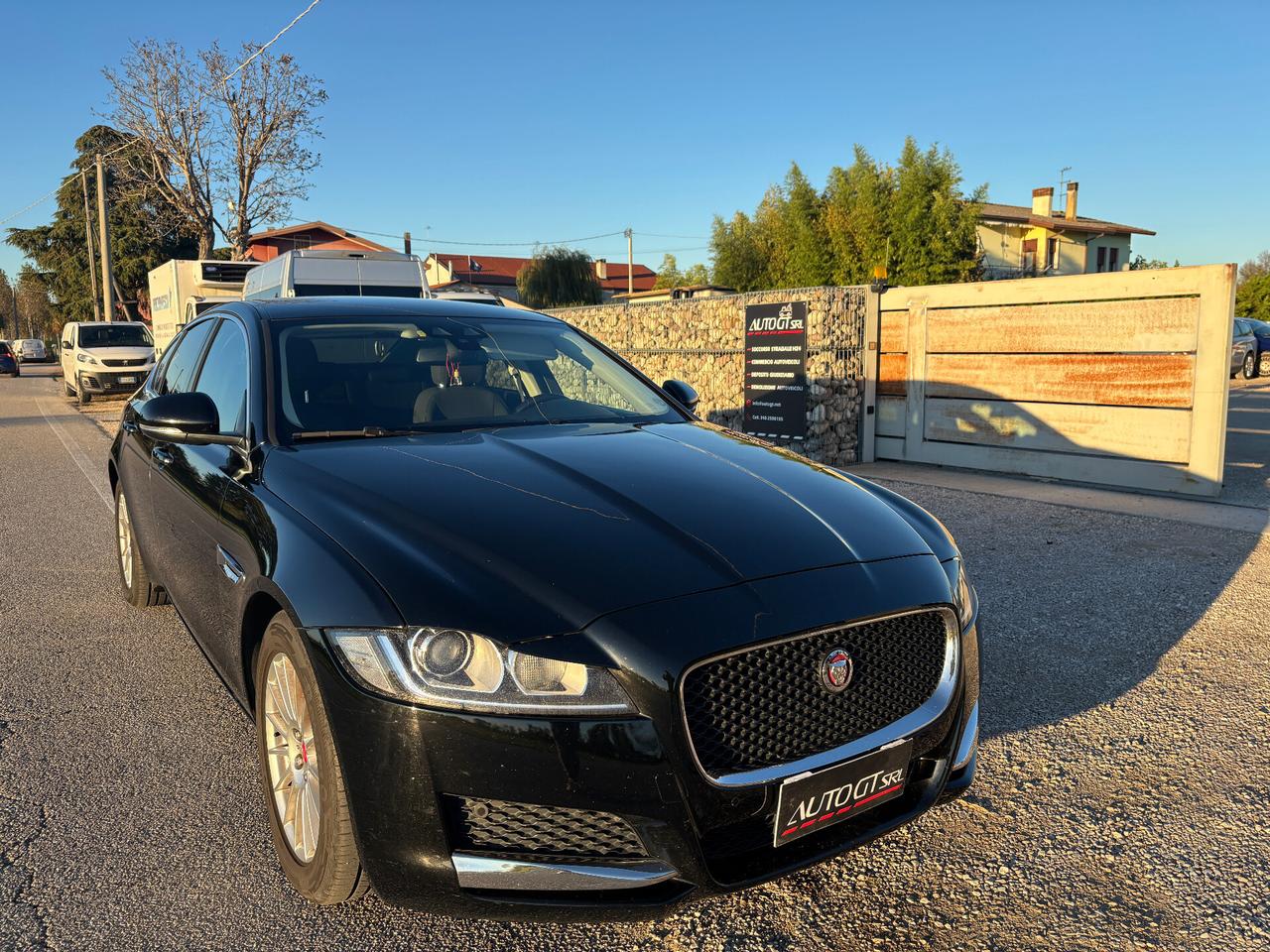 Jaguar XF 2.0 D E-Performance aut. Prestige