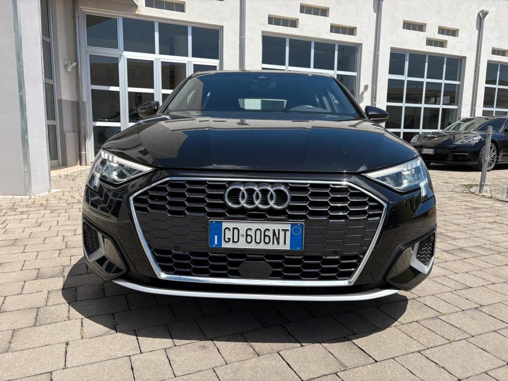 Audi A3 Sportback 30 g-tron S tronic Business