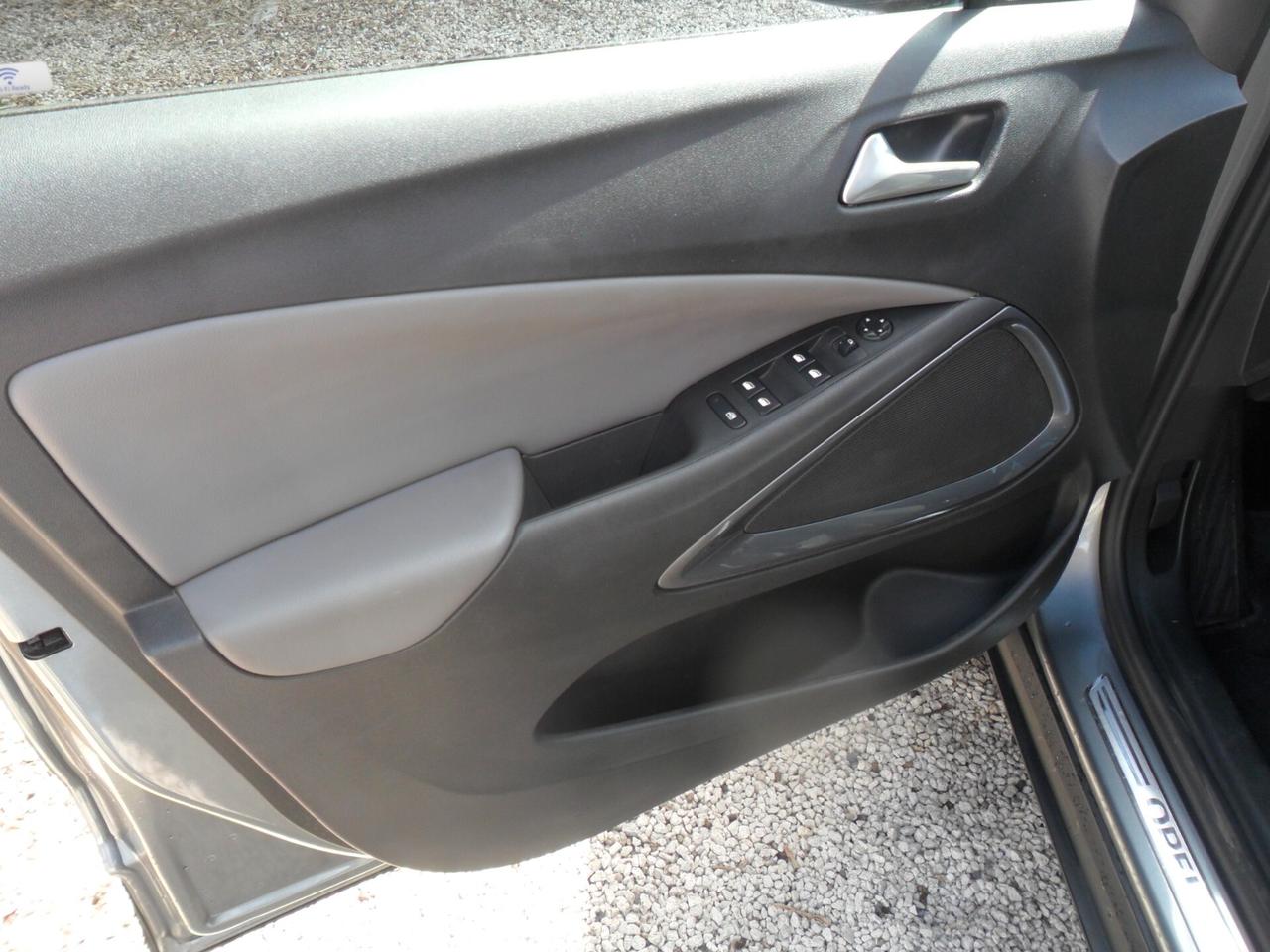 Opel Crossland X 1.6 ECOTEC D 8V Start&Stop Ultimate