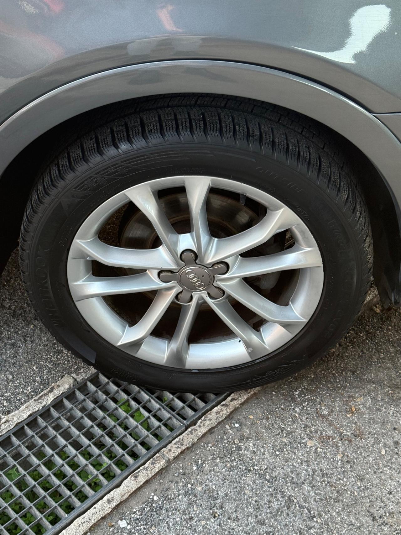 Q3 2.0 TDI QUATTRO -unipro-rate-garanzia-s-line-