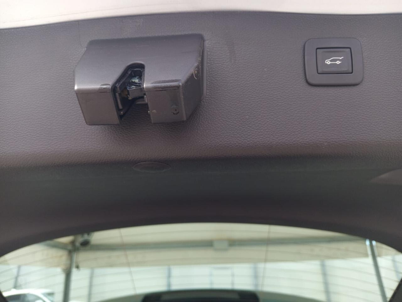 Astra 1.6 CDTi 110CV Start&Sto Sports Tourer Dynamic DA VETRINA