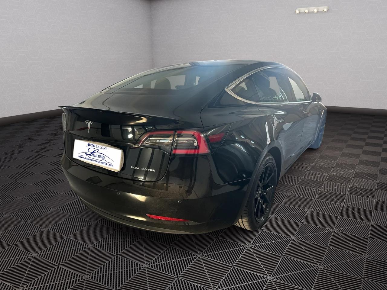 Tesla Model 3 Long Range Dual Motor AWD