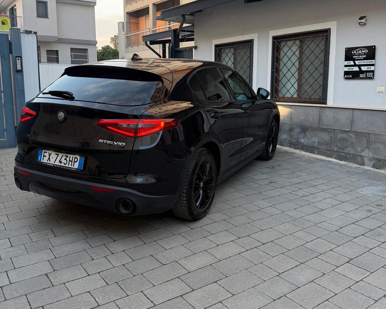 Alfa Romeo Stelvio 2.2 Turbodiesel 190 CV AT8 RWD Executive