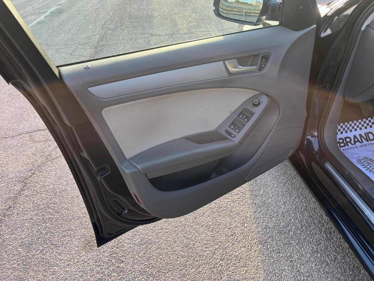 Audi A4 Avant 2.0 TDI 120 CV Advanced - 2011