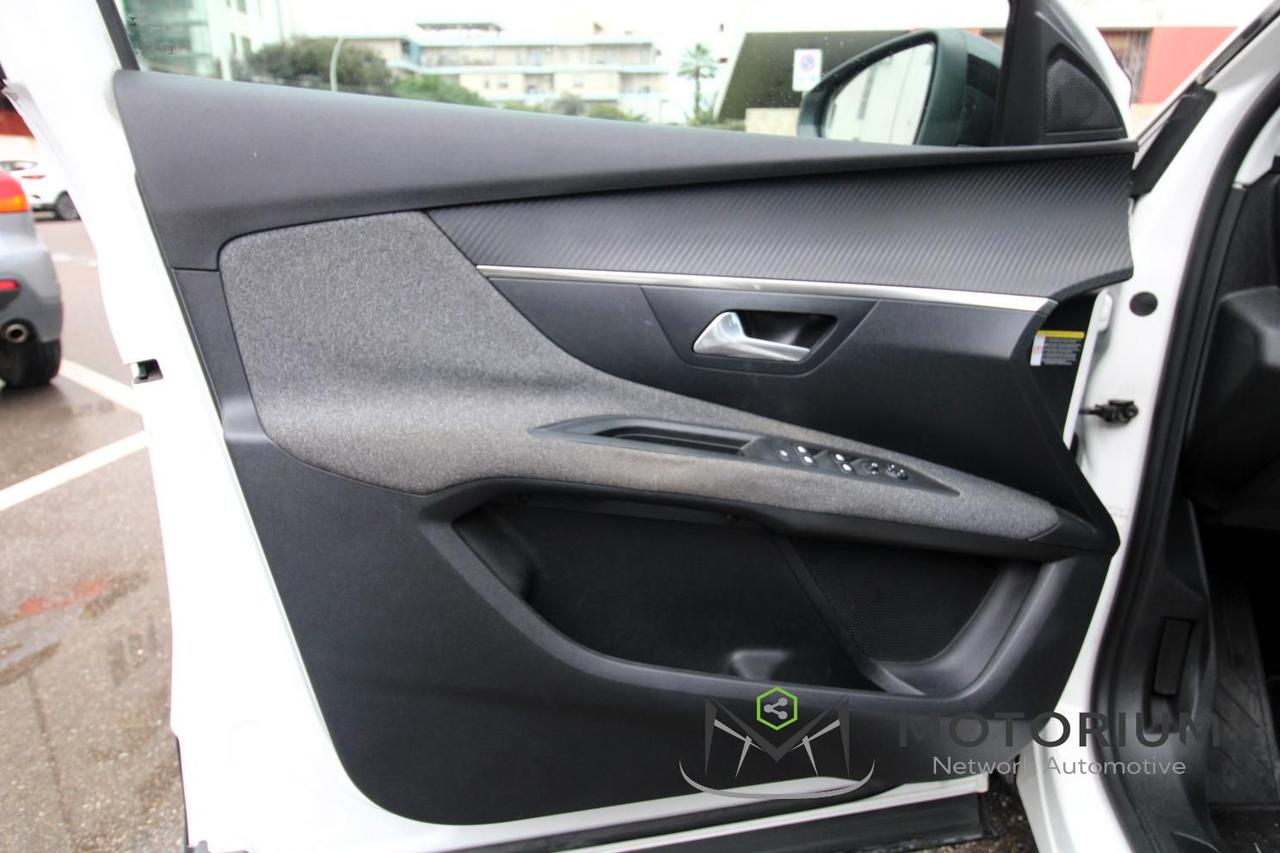 Peugeot 3008 3008 1.6 bluehdi Active s&s 120cv eat6