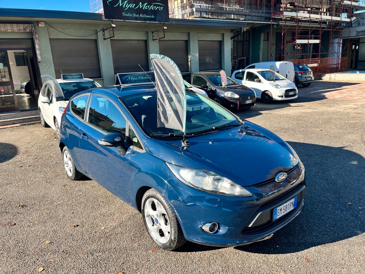 Ford Fiesta Ikon 1.4 16V 3p.Bz.- GPL