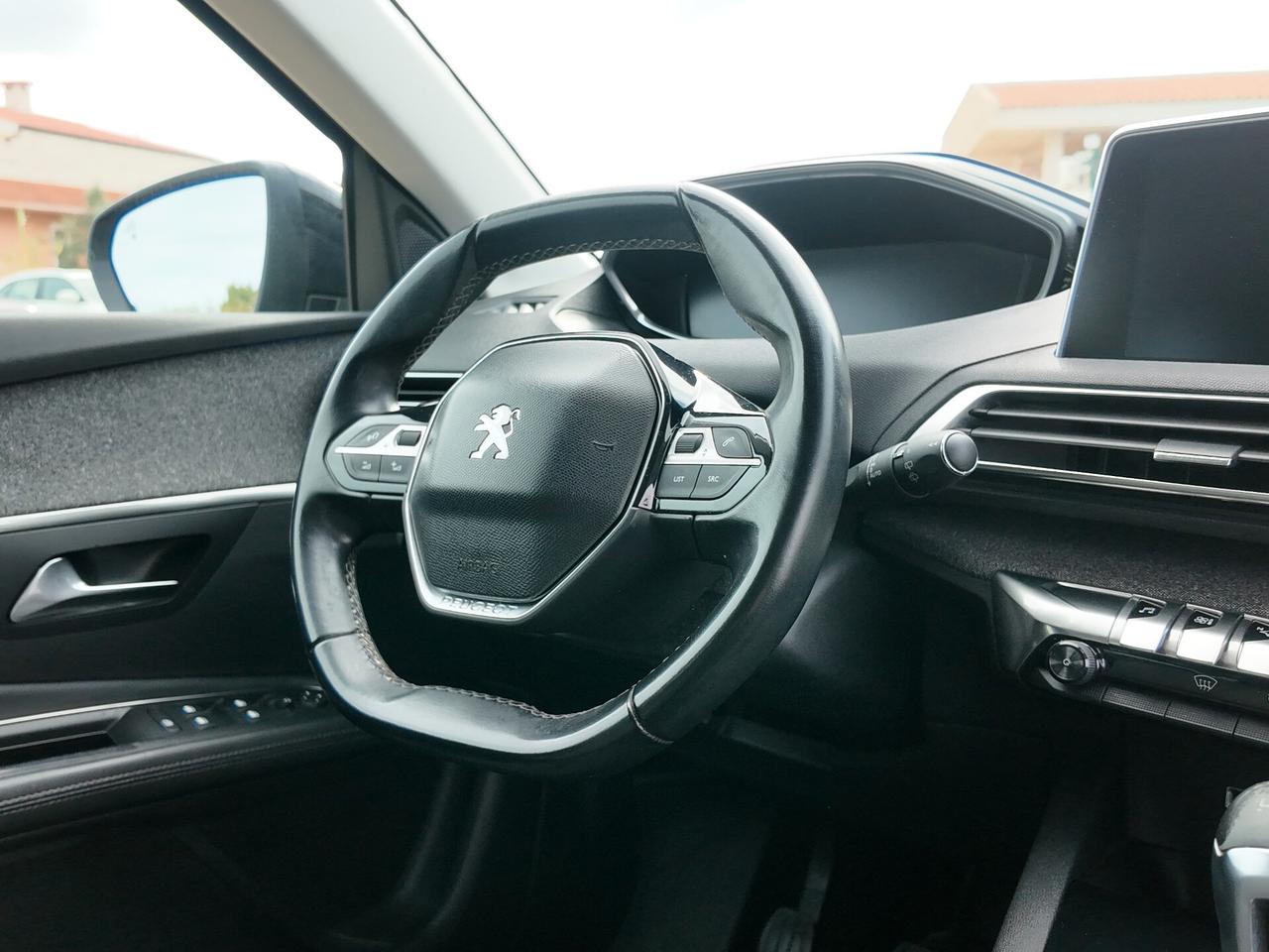 Peugeot 3008 BlueHDi 120 Cv Allure | 2017