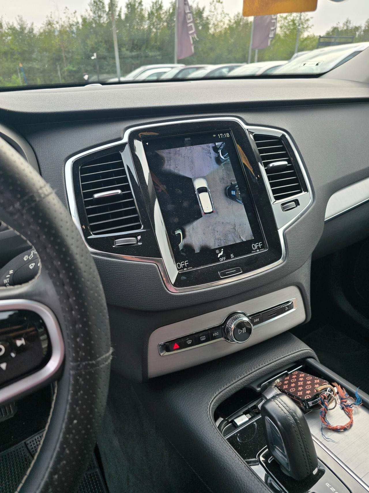 Volvo XC 90 XC90 B5 (d) AWD Geartronic 7 posti Momentum