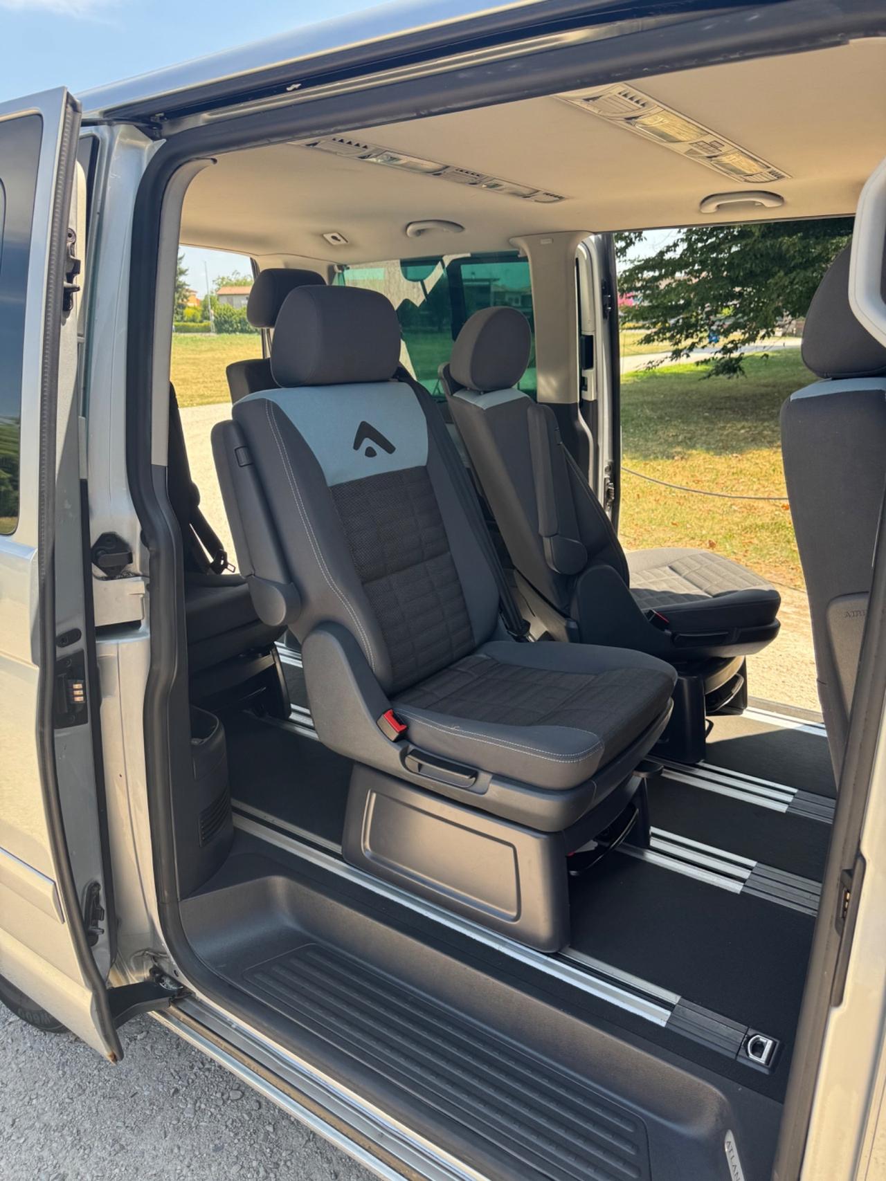 Volkswagen Multivan T5 Atlantis 2.5 TDI 174 CV 4Motion – 7 Posti – Omologato Autocaravan