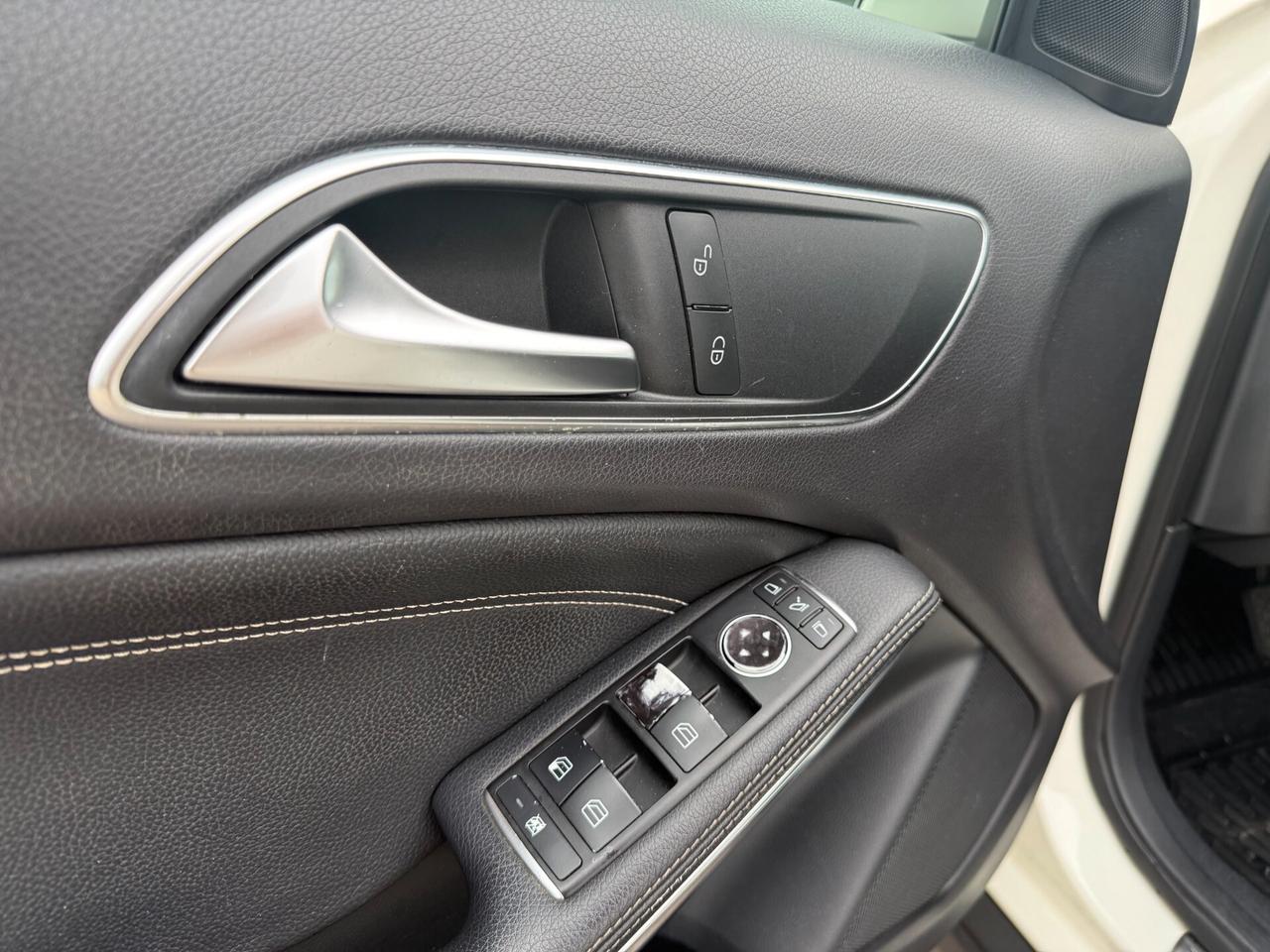 Mercedes-benz GLA 200 CDI Automatic Sport