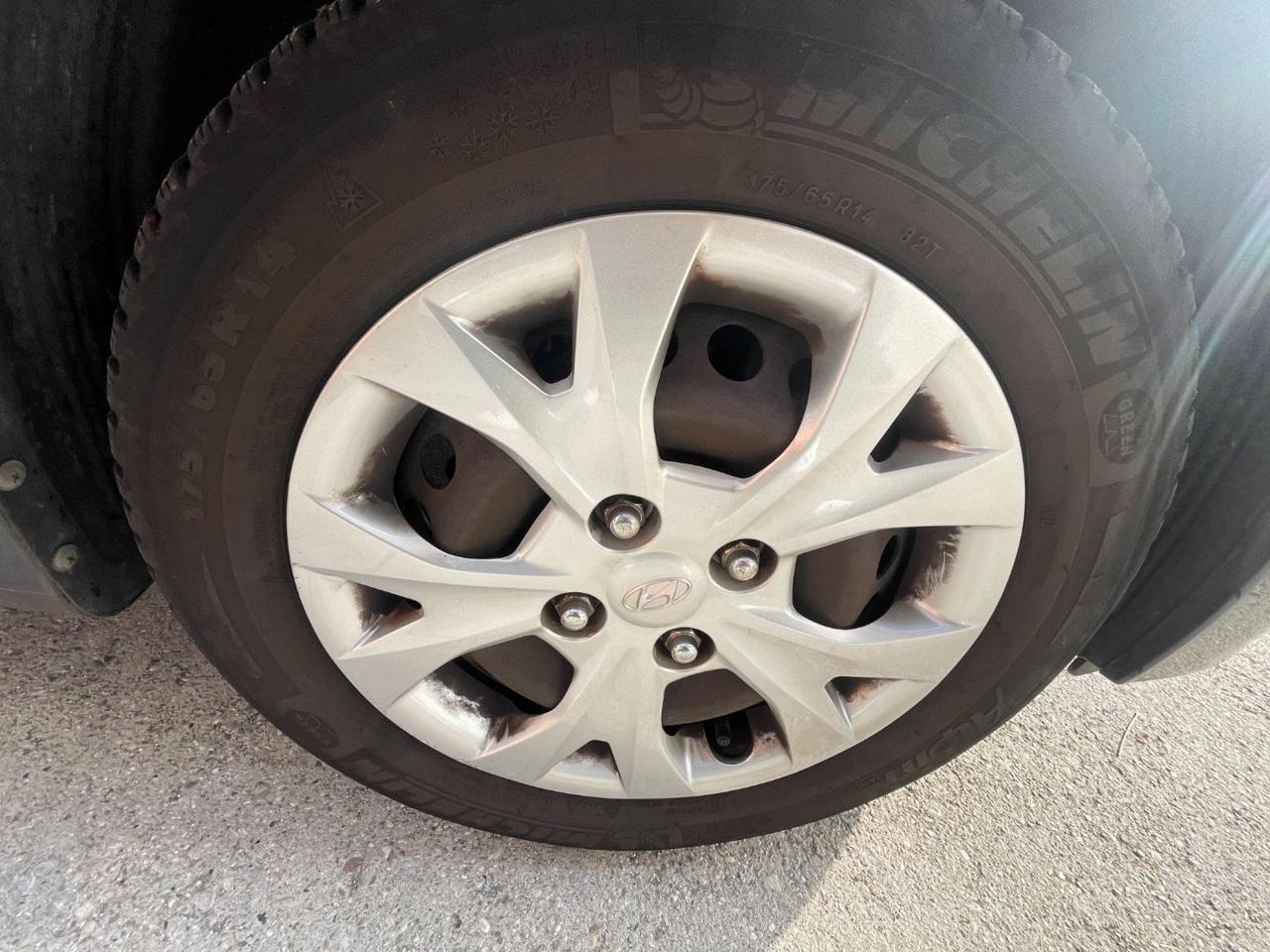 HYUNDAI i10 1.0 MPI unico proprietario