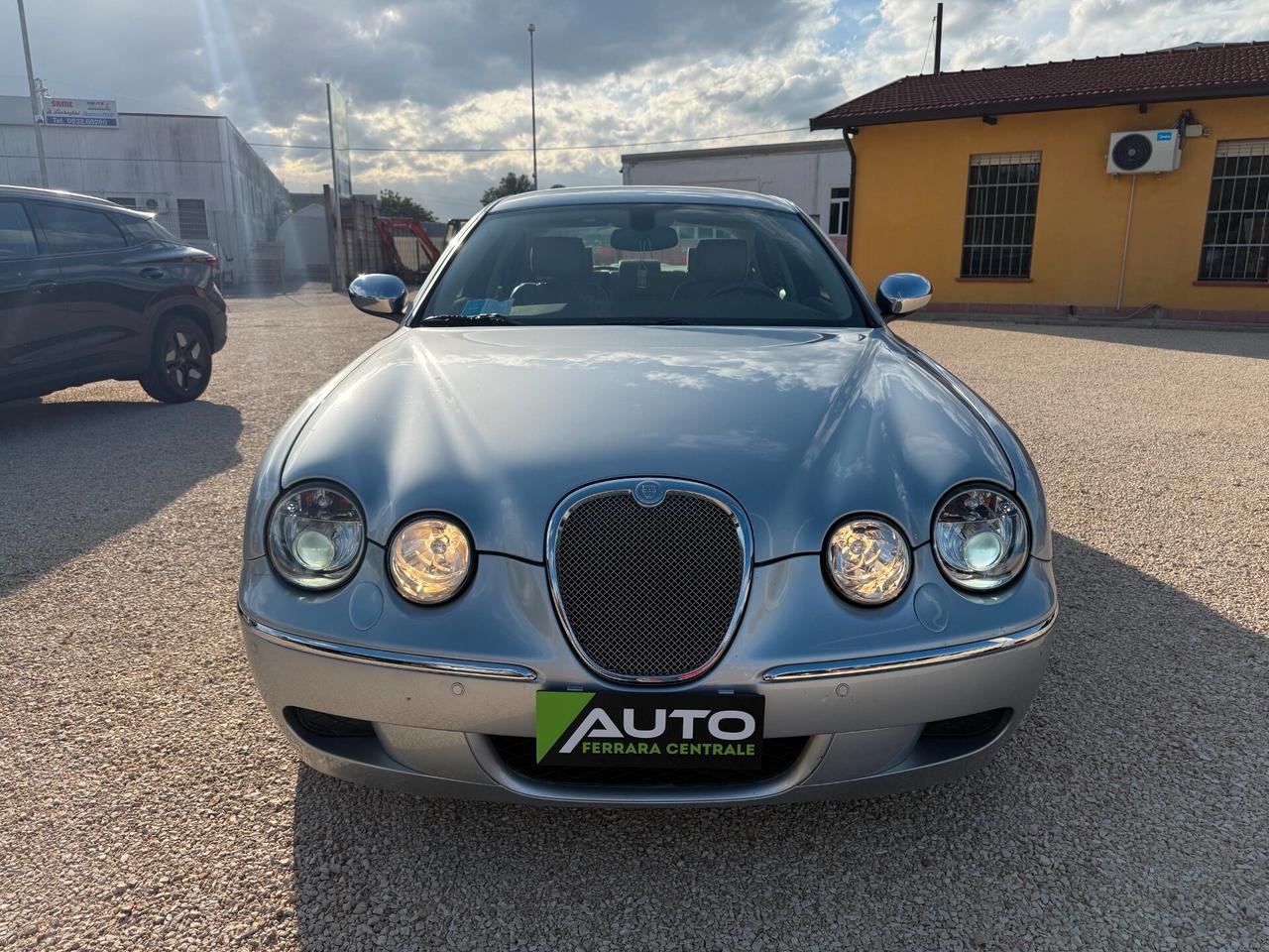 Jaguar S-Type 2.7 diesel V6 Executive
