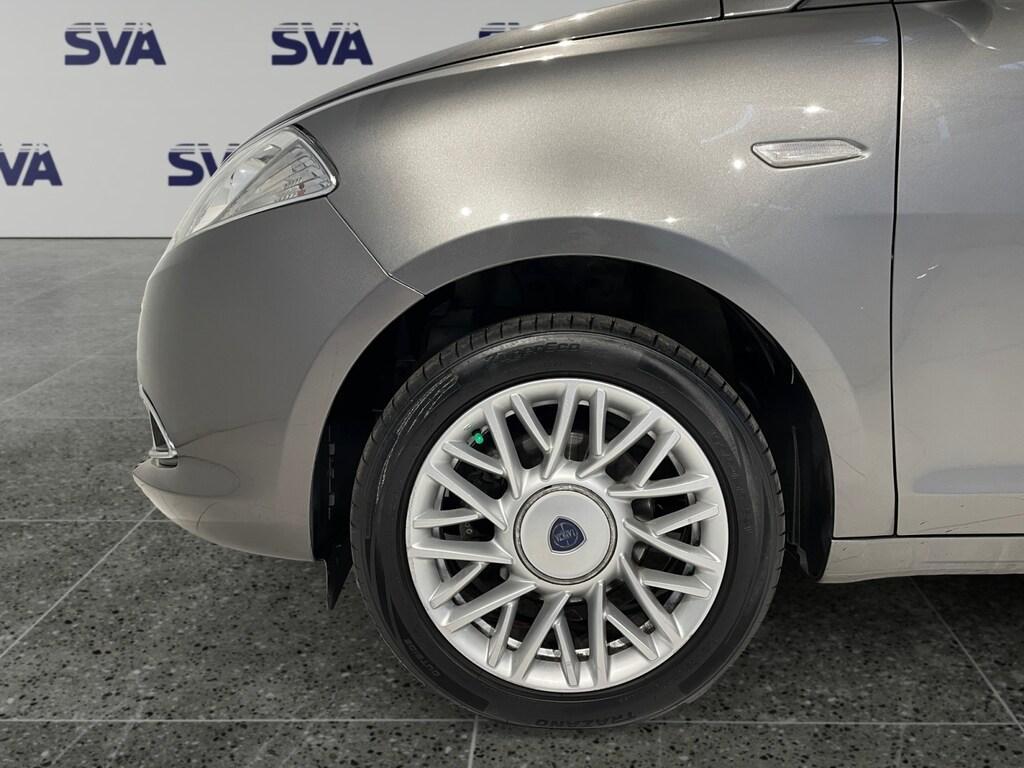 Lancia Ypsilon 1.2 69CV Gold - GPL