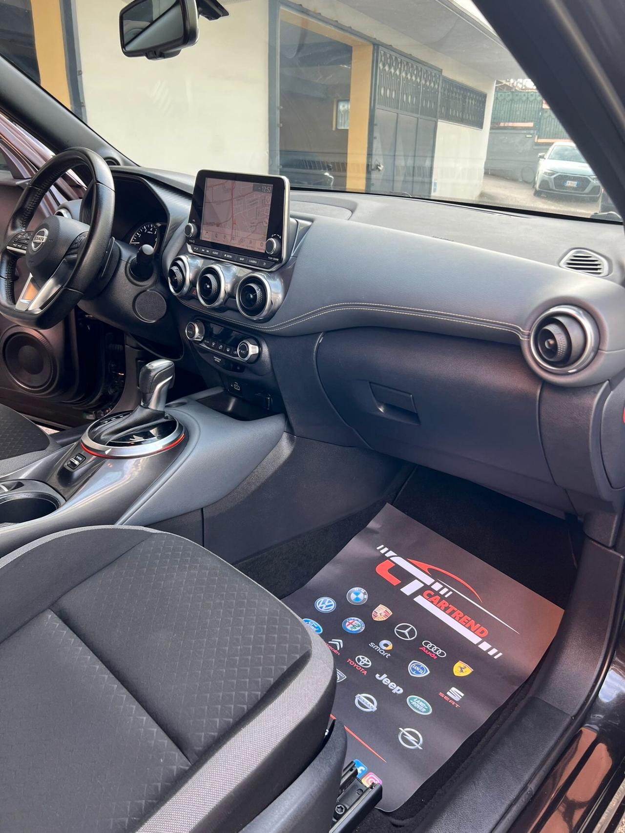 Nissan Juke 1.0 DIG-T 117 CV DCT N-Connecta