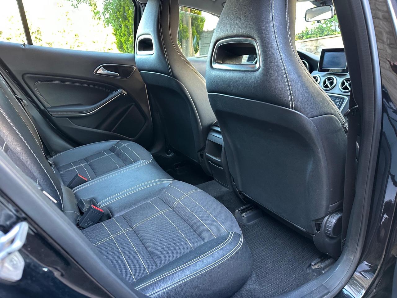 Mercedes-benz GLA 180 d Sport