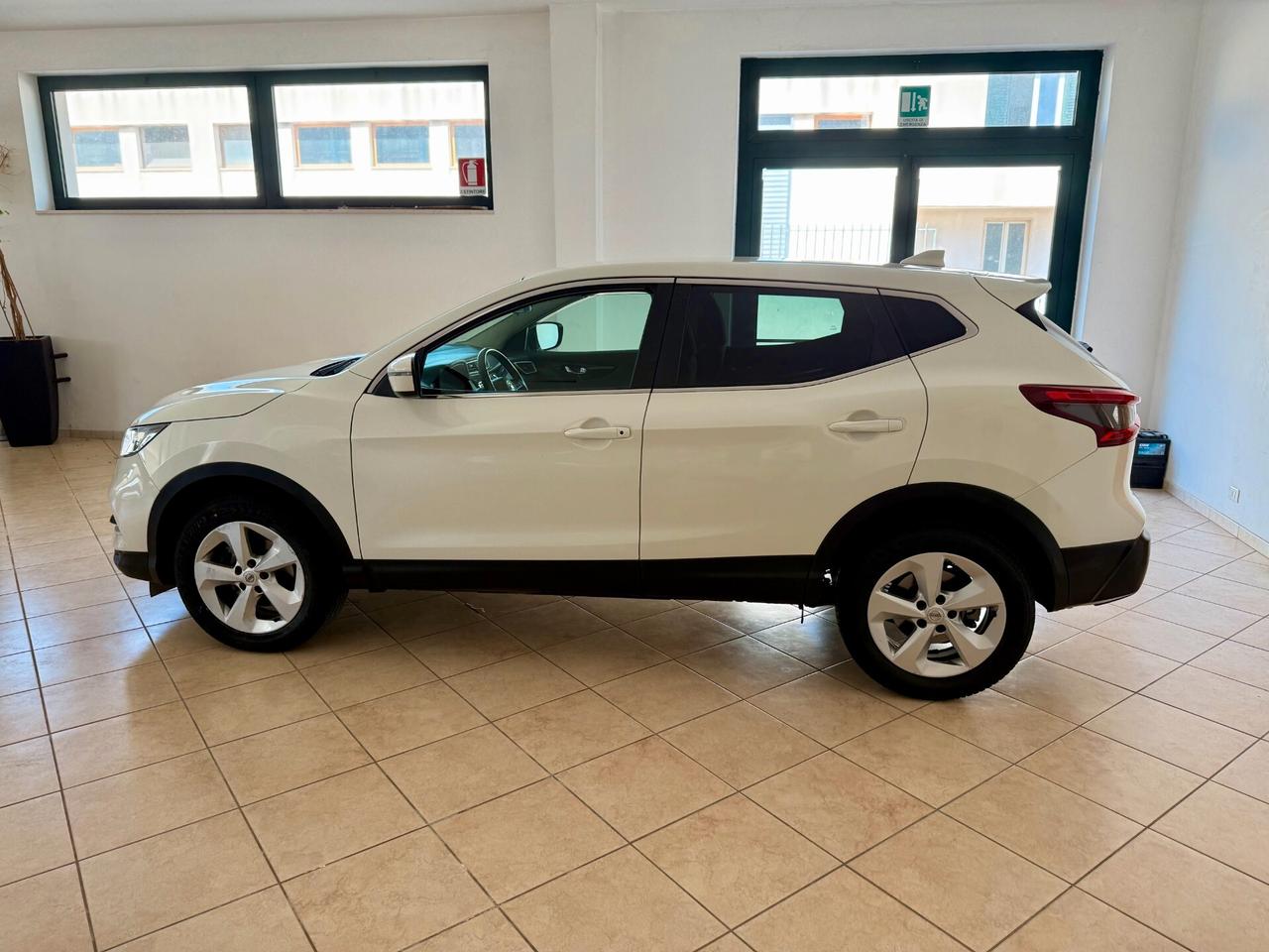 Nissan Qashqai 1.5 dCi Business Navi Retro Led
