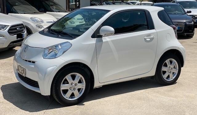 Toyota iQ 1.4 DIESEL