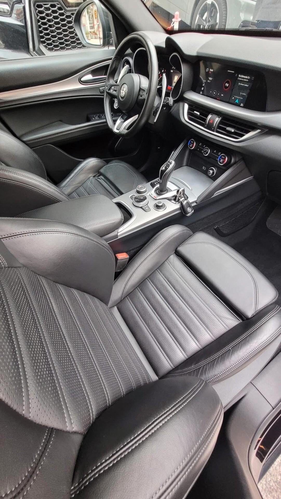 Alfa Romeo Stelvio 2.2 Turbodiesel 210 CV AT8 Q4 Veloce