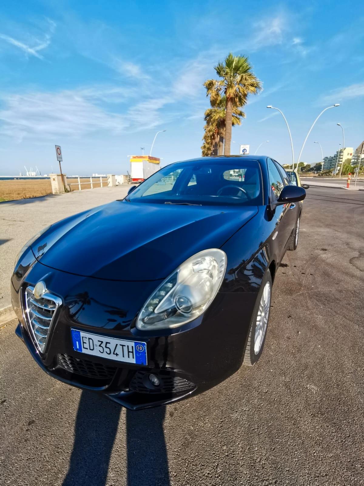 Alfa Romeo Giulietta 1.6 JTDm-2 105 CV Distinctive
