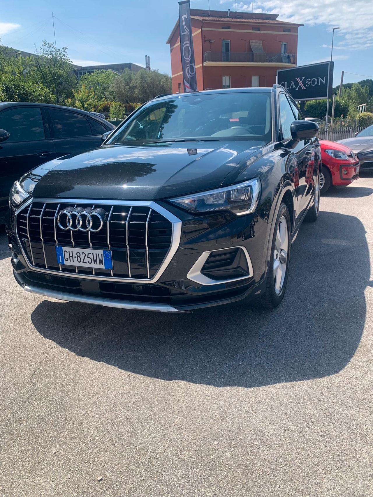 Audi Q3 35 TDI S tronic Business Advanced