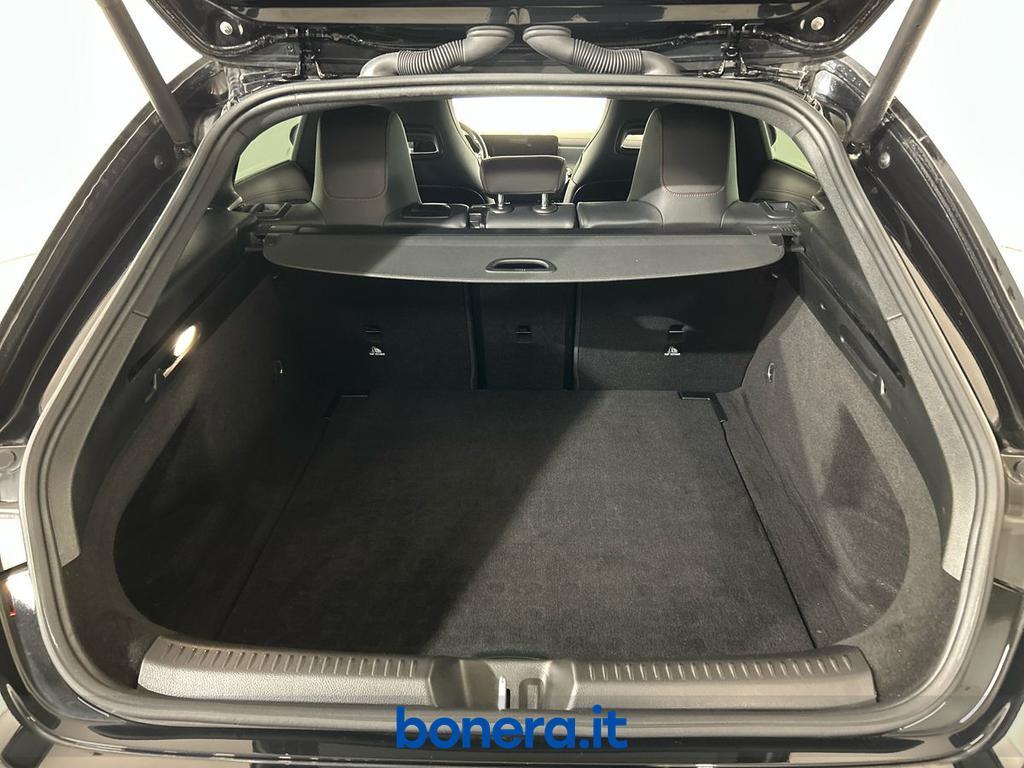 Mercedes CLA Shooting Brake 200 D Premium 8G-DCT