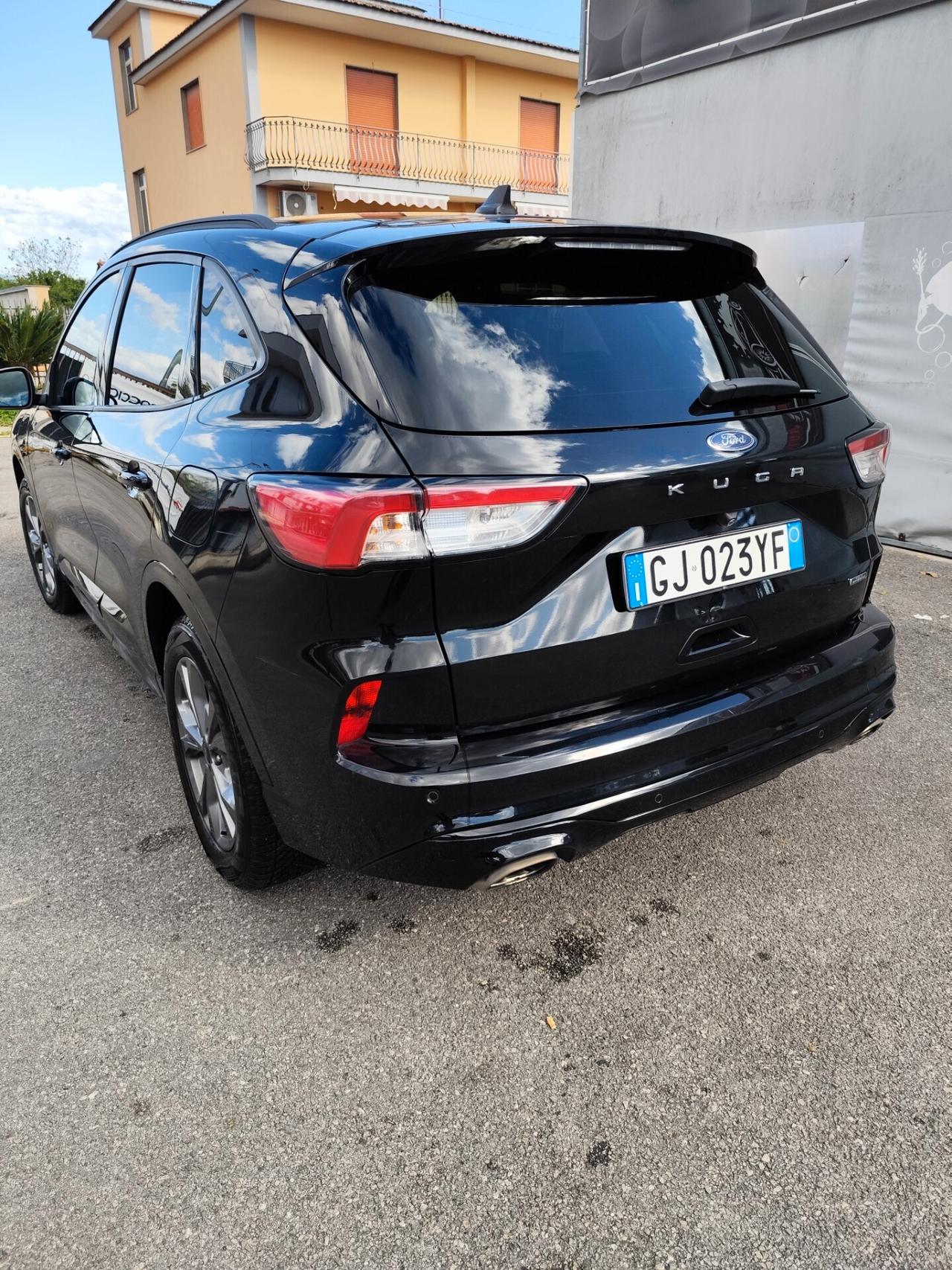 Ford Kuga 2.5 Plug In Hybrid 225 CV CVT 2WD ST-Line