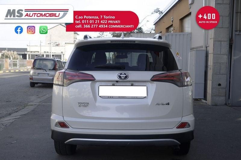 Toyota RAV4 Toyota RAV4 2.0 D-4D 2WD Lounge Unicoproprietario