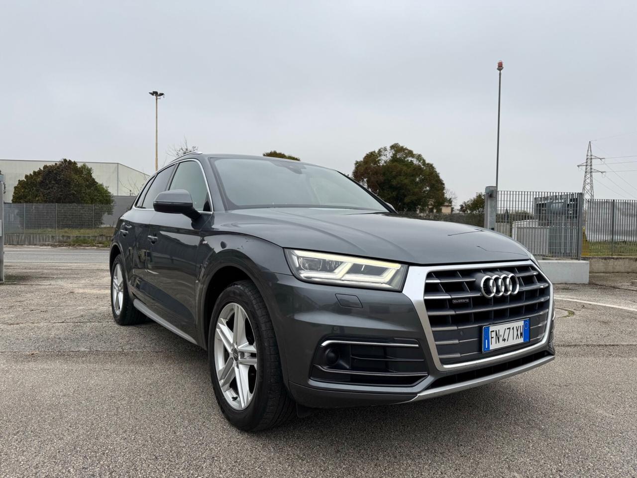 AUDI Q5 2.0 Quattro S-LINE-Virtual Luci Ambient 19