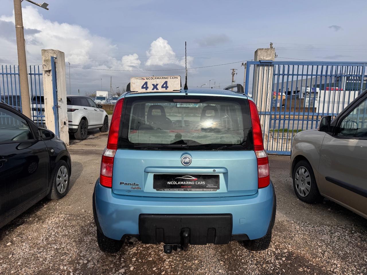 Fiat Panda 1.2/gpl 4X4 “GANCIO TRAINO”