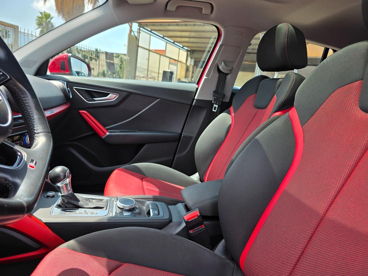 Audi Q2 2.0 TDI quattro S tronic Design
