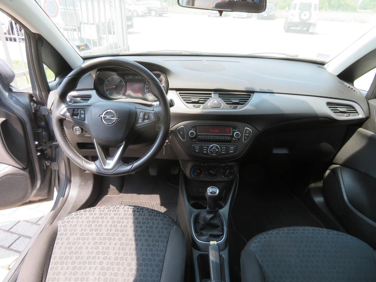 Opel Corsa 1.2 5 porte Cosmo