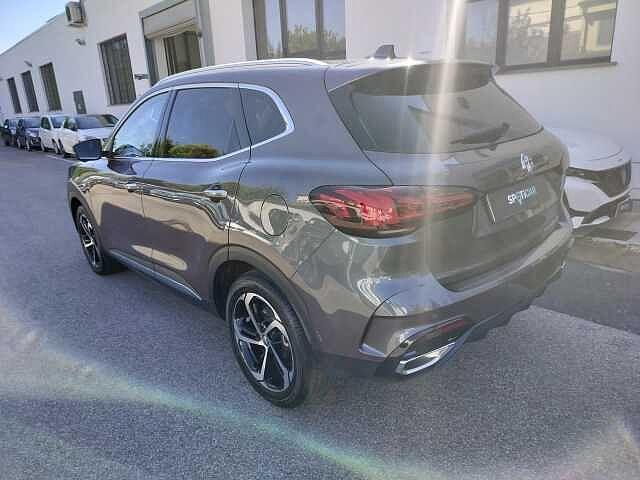 MG HS 1.5T-GDI AT Luxury