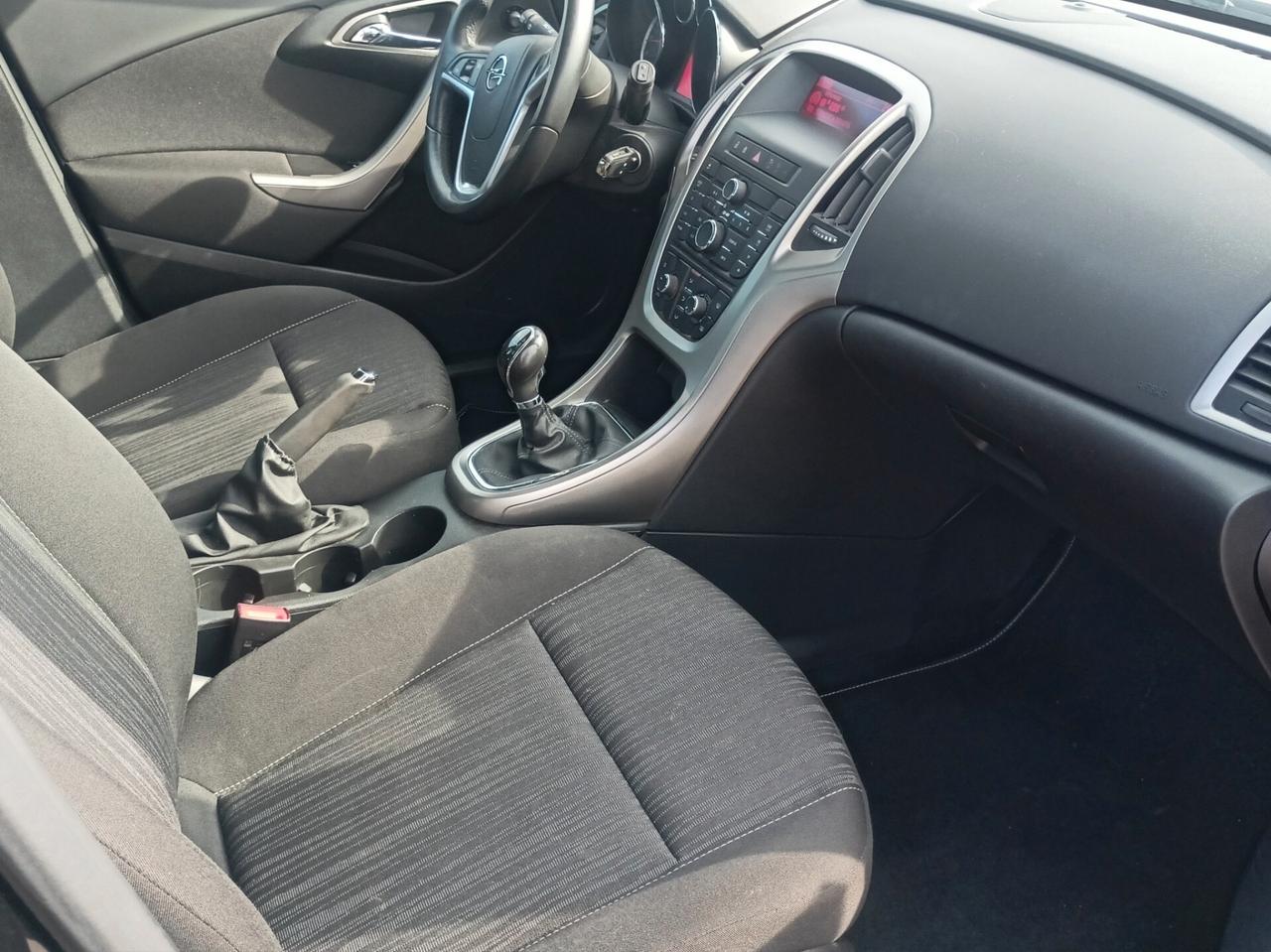 Opel Astra 1.4 Turbo 140CV 5 porte Cosmo