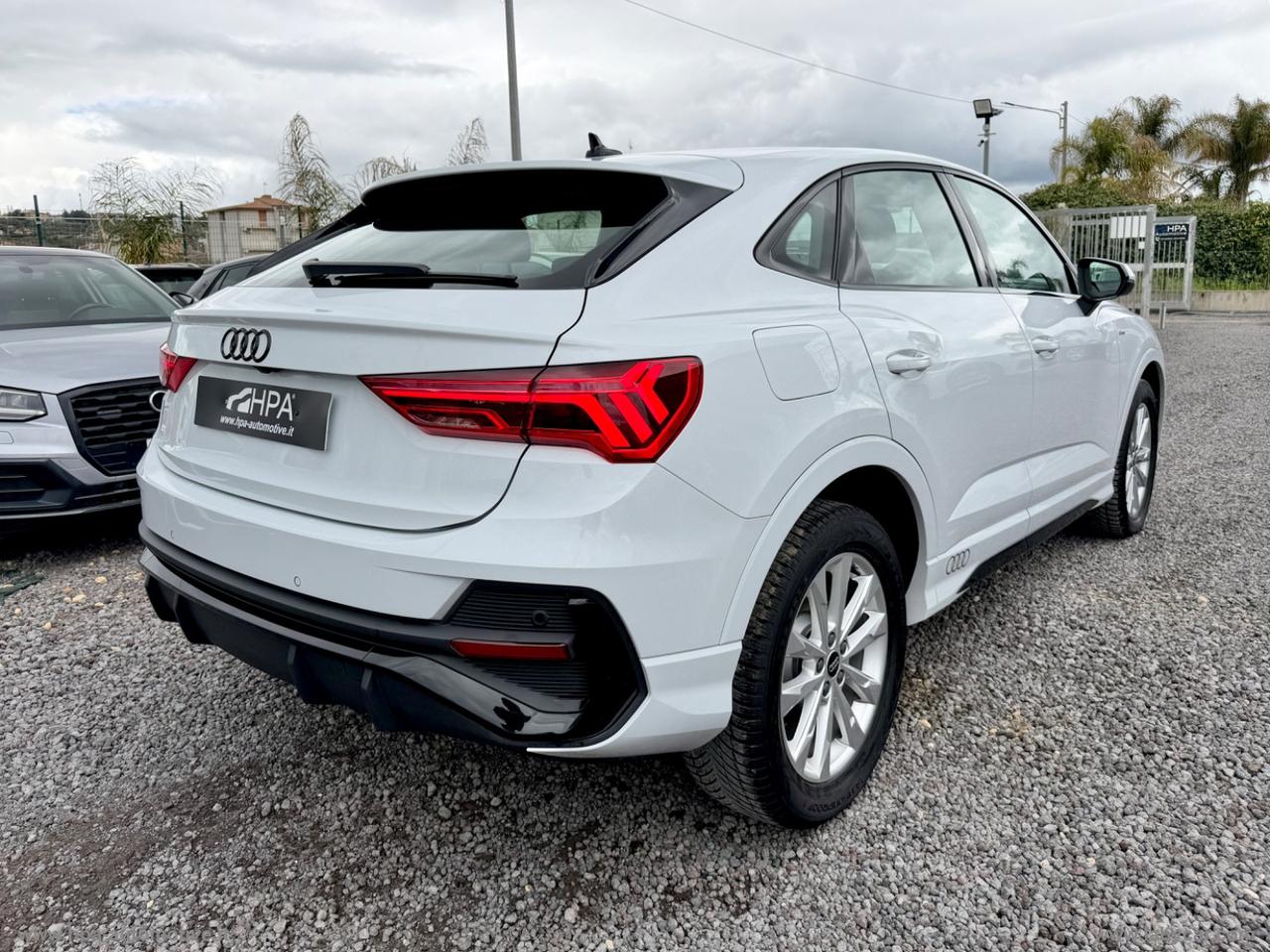 AUDI Q3 SPORTBACK 2.0TDI S-LINE LED RETROCAMERA 360 SONOS