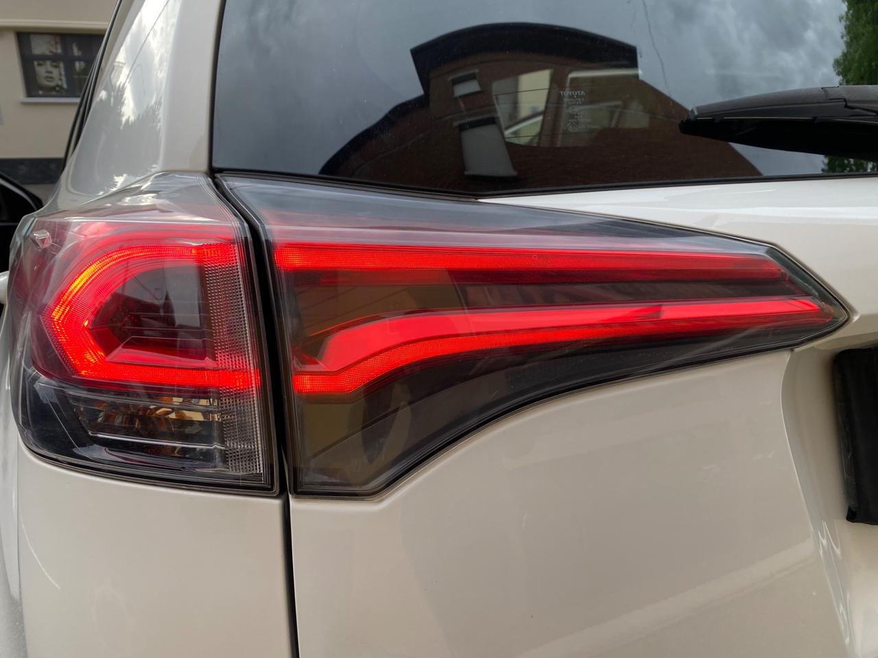 Toyota RAV 4 RAV4 2.5 Hybrid 2WD Lounge