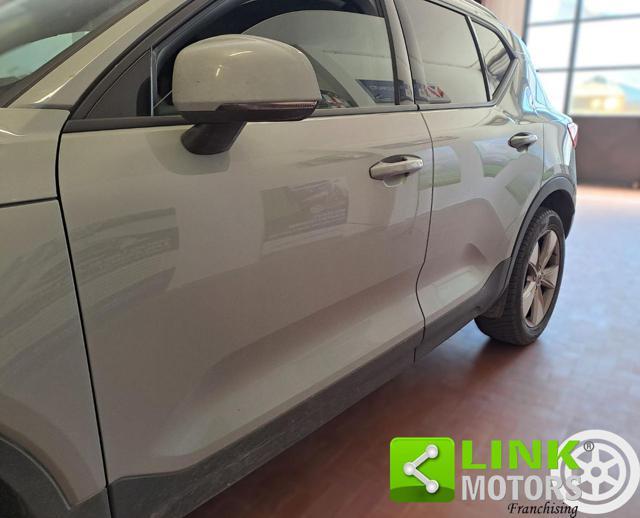 VOLVO XC40 B3 automatico Core