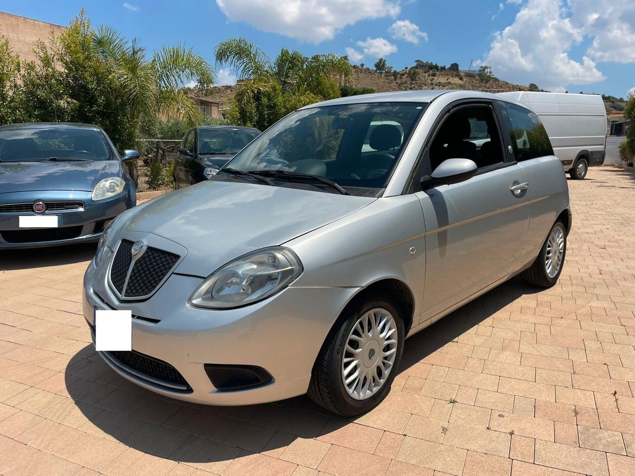 Lancia Ypsilon "Finanziabile Senza Busta Paga"