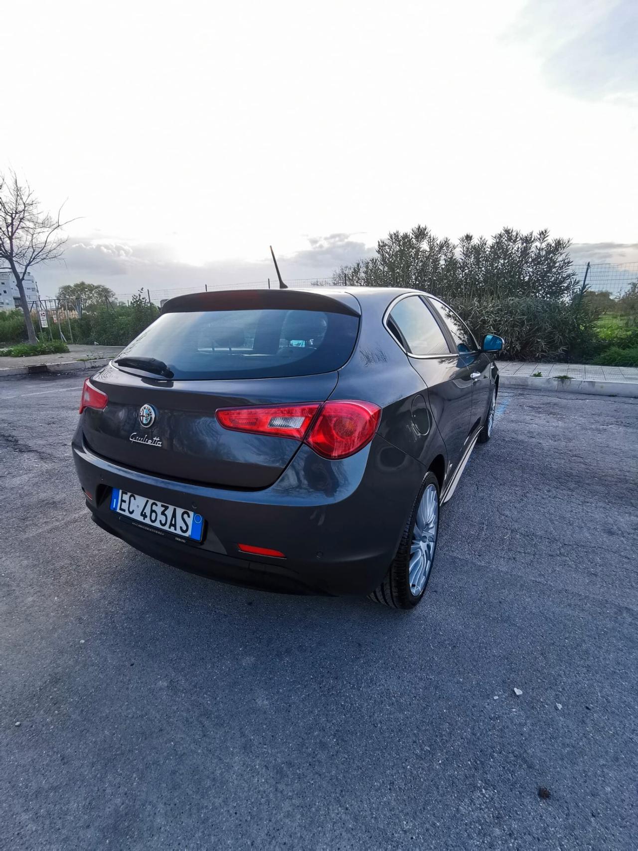 Alfa Romeo Giulietta 1.4 Turbo MultiAir Distinctive