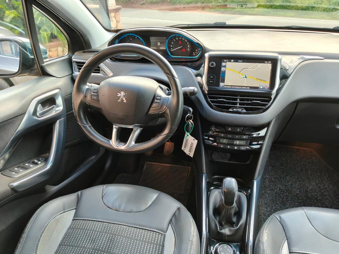 Peugeot 2008 1.6 HDI – Allure - 2014