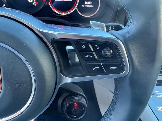 PORSCHE Cayenne Coupé 3.0 V6 Platinum Edition