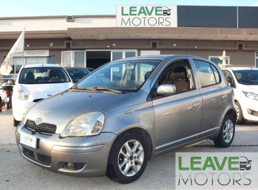 Toyota Yaris 1.3i 16V cat 5 porte Sol (M1437)