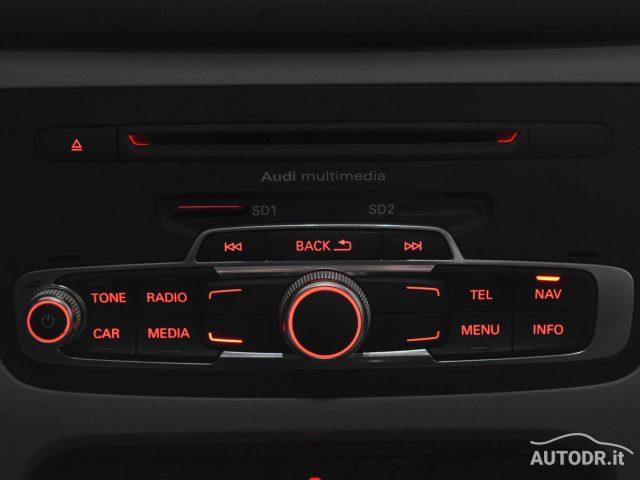 AUDI Q3 2.0 TDI quattro, Navi, Tetto panorama, Retrocamera