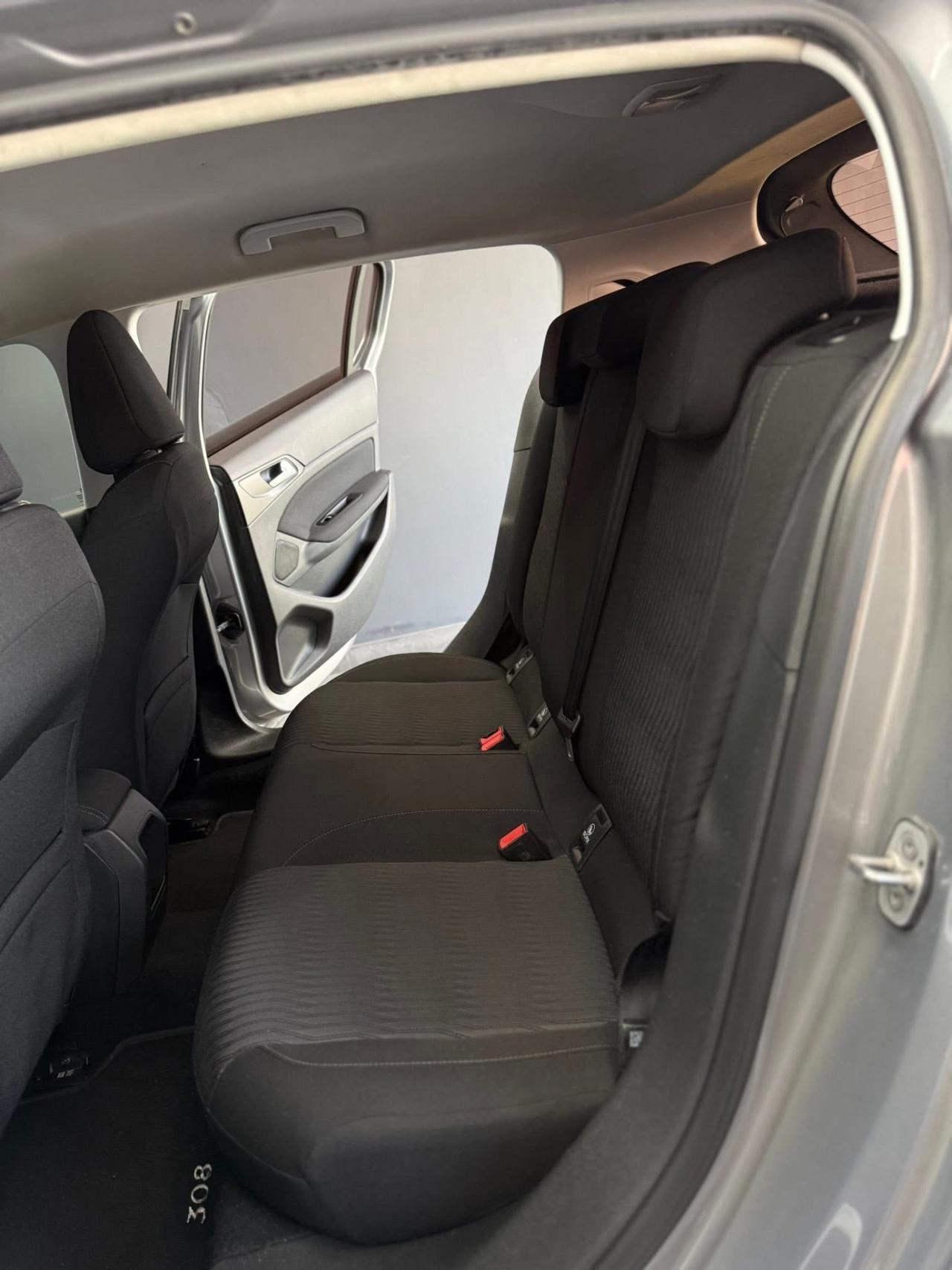 Peugeot 308 1.6 Hdi 116 cv Allure 2015