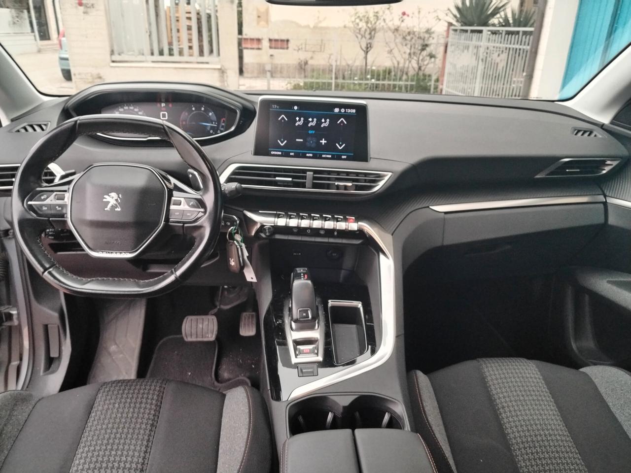 Peugeot 3008 BlueHDi 120 S&S Business