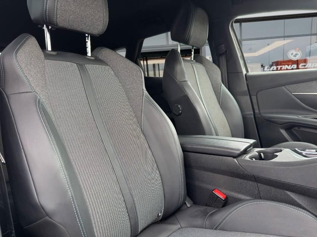 Peugeot 3008 II 1.5 bluehdi Allure Pack 130cv AUTOMATICA E CARPLAY