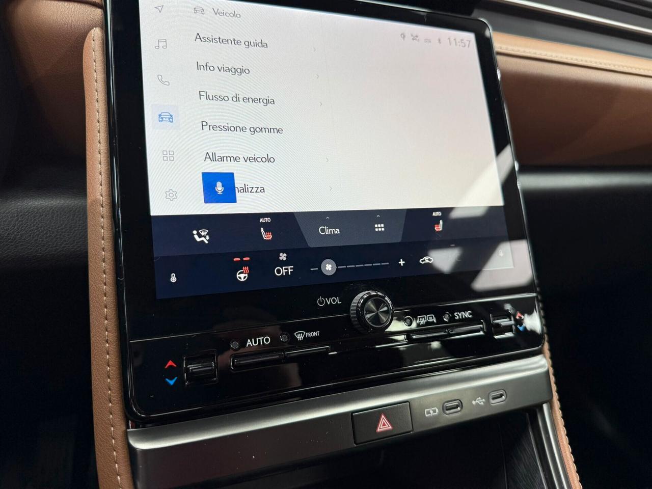 Lexus LBX Hybrid Elegant (116)