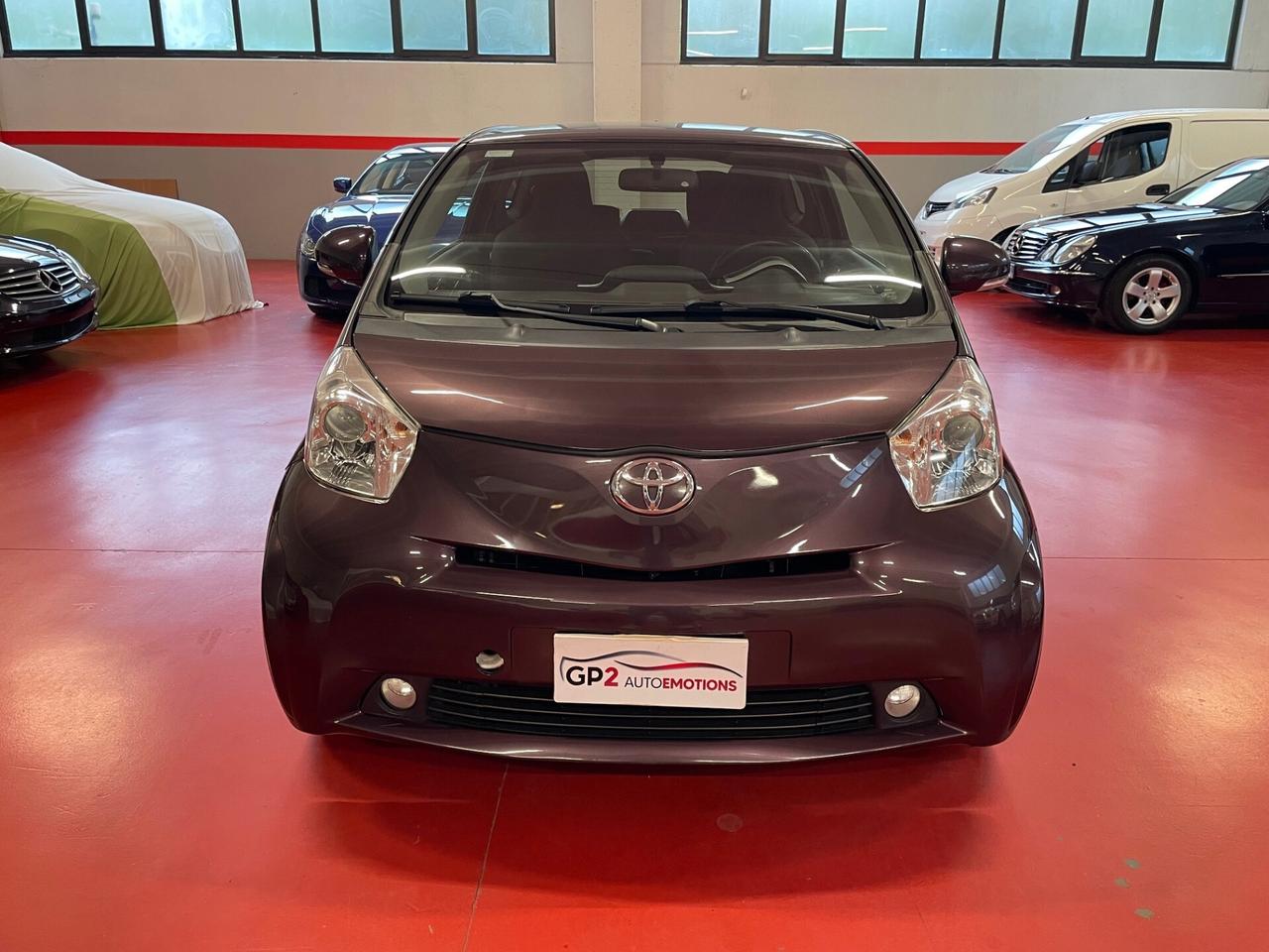 Toyota iQ 1.0