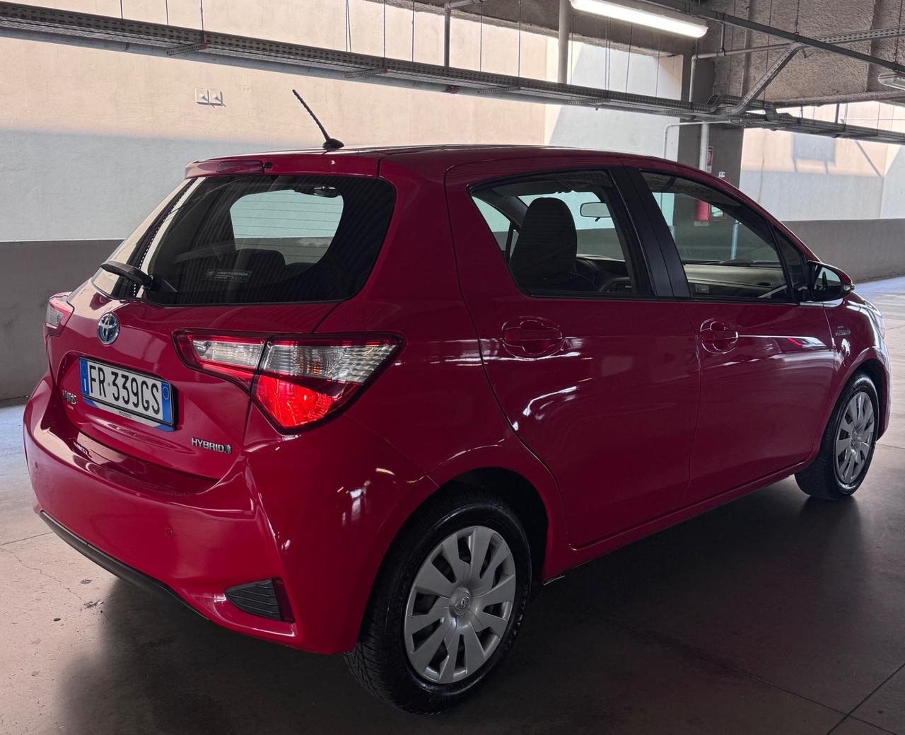 Toyota Yaris 1.5 Hybrid 5 porte Active