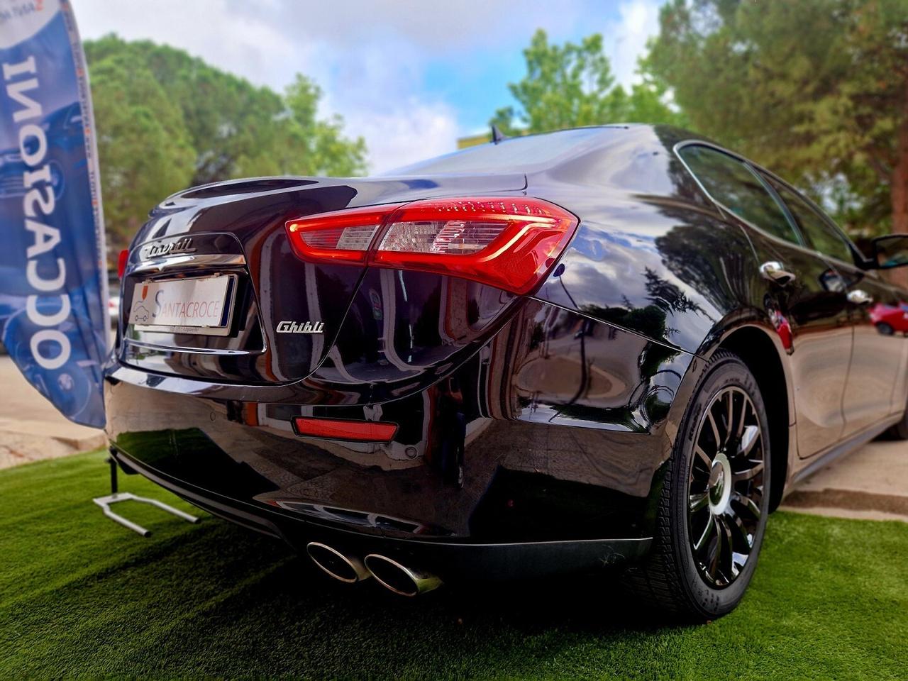 MASERATI GHIBLI V6 DIESEL 275CV NERISSIMO EDITION